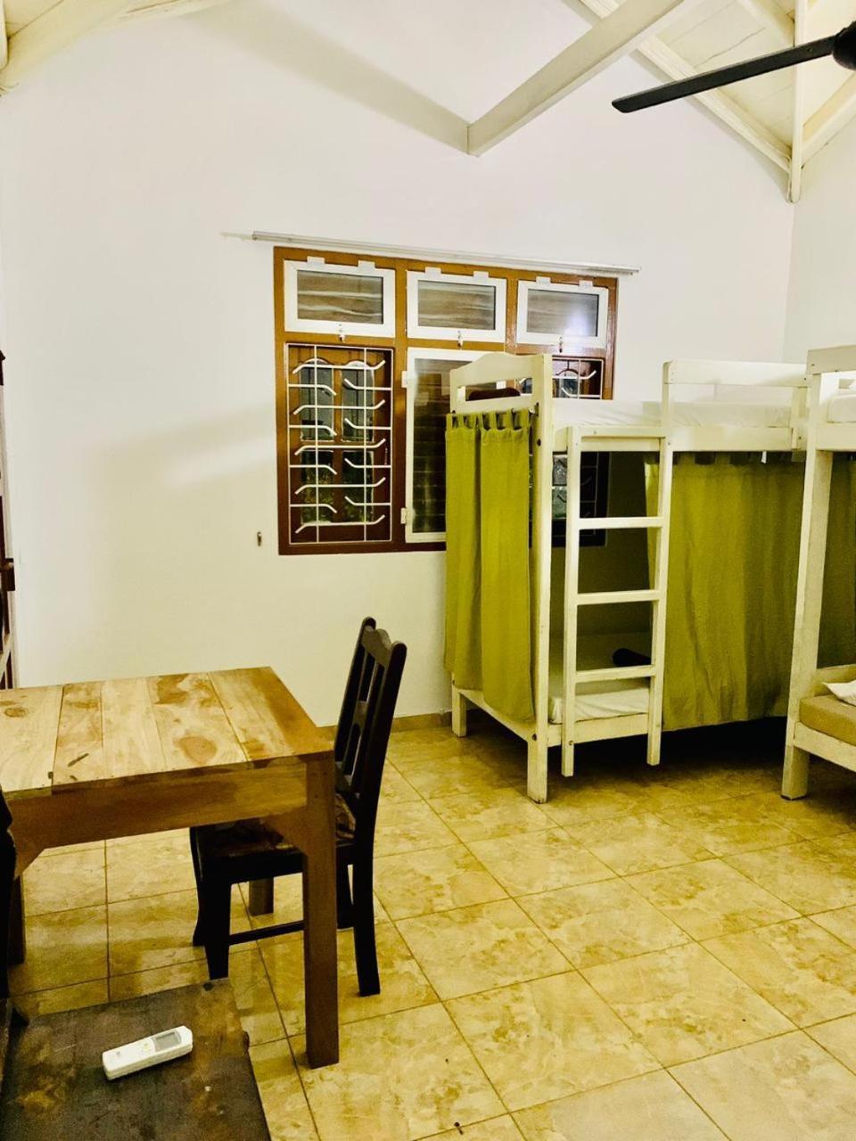 Dreamy Surf House Ξενοδοχείο Weligama Εξωτερικό φωτογραφία